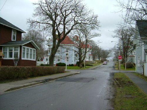 East on Alma Street