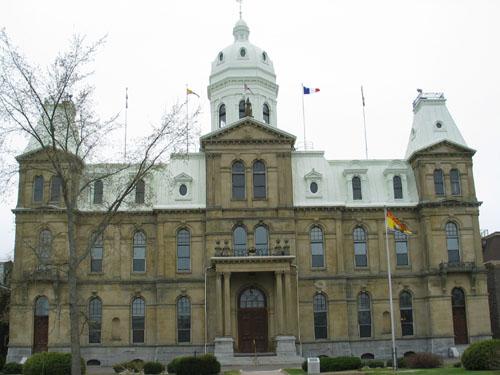 Facade de l'édifice de l'Assemblée législative.