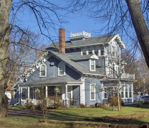 122 North River Road / William Dawson House