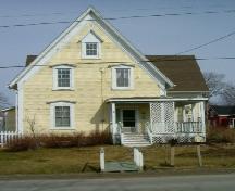 The front elevation of the Andrew Lovitt House, Milton Highlands, Yarmouth County, NS, 2006.; Heritage Division, NS Dept. of Tourism, Culture & Heritage, 2006