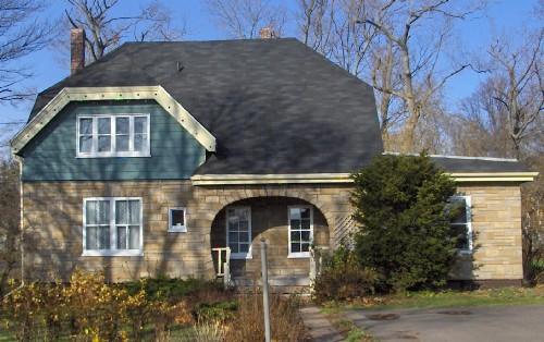 1 Churchill Avenue / William L. Cotton House