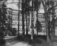 A photo of the original Hotel Dieu Hospital.; City of Bathurst