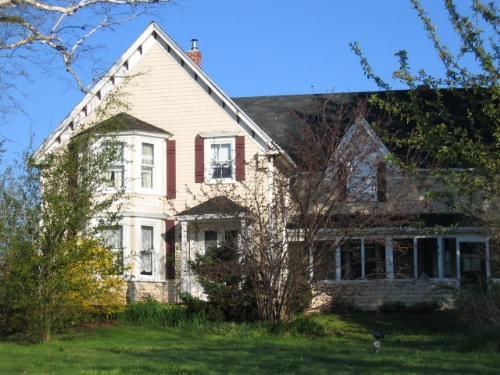 Crane's Landing Tea Room and Bed and Breakfast