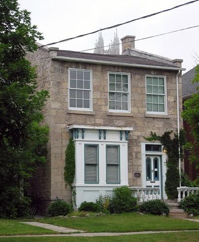 7 Waterloo Avenue
