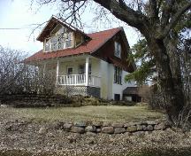 The Greenridge Farm Provincial Historic Resource, near Dewberry (April 2004); Alberta Culture and Community Spirit, Historic Resources Management Branch, 2004
