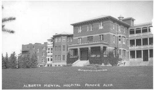 Principal facade
