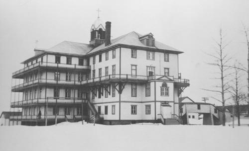 Sainte-Famille Academy