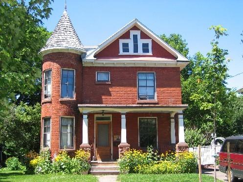143 McGregor, 2004