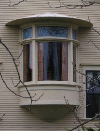 Detail of oriel window.