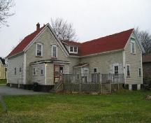 The back of the Jacob Sweeny House, Yarmouth, NS; Heritage Division, NS Dept. of Tourism, Culture & Heritage, 2006