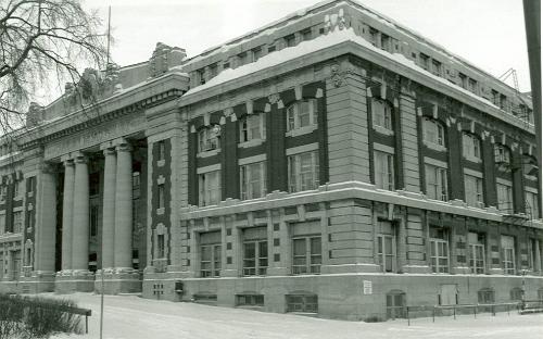 Vue générale de la place