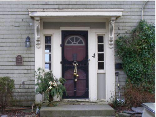 Detail of the front entry