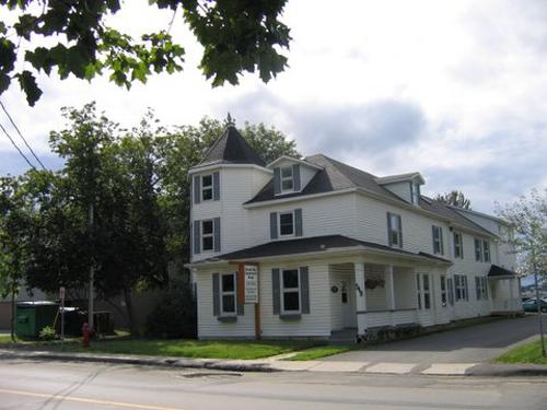 Flavien Doucet Residence - 2005