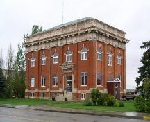 View showing pitched roof and symmetrical layout.; Government of Saskatchewan, J. Bisson, 2003.