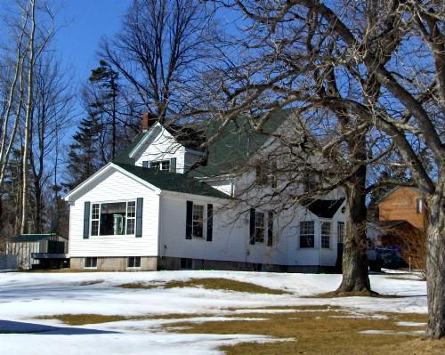 77 Lewis Point Road