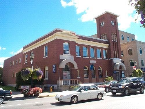 Aurora Post Office