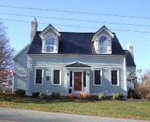 Front elevation, Borden House, Grand Pré, Nova Scotia, 2006.; Heritage Division, NS Dept. of Tourism, Culture and Heritage, 2006.