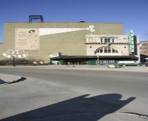 Vue contextuelle - de l'est de l'Ancien théâtre Walker, Winnipeg, 2005; Historic Resources Branch, Manitoba Culture, Heritage and Tourism, 2005