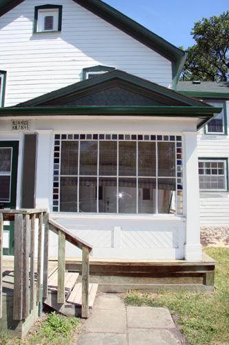 Veranda Detail