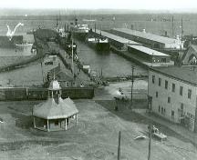 Vue générale du pavillon d'information touristique de Thunder Bay, vers 1909.; Librairy and Archives Canada/Bibliothèque et Archives Canada, PA21347, ca. 1909