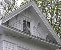 Richard Smith House, front pediment detail, 2004; Heritage Division, NS Dept. of Tourism, Culture and Heritage, 2004