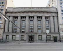 Façade principale - de l'ouest de la Banque de Commerce, Winnipeg, 2006; Historic Resources Branch, Manitoba Culture, Heritage and Tourism 2006