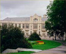 The College Building; the building in its landscape setting, 2000.; Parks Canada Agency/Agence Parcs Canada, J. Hucker, 2000.
