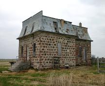 Primary elevations, from the northeast, of the Menarey House, Cartwright area, 2006; Historic Resources Branch, Manitoba Culture, Heritage and Tourism, 2006