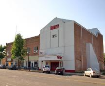 Primary elevations, from the southeast, of the Roxy Theatre, Neepawa, 2006; Historic Resources Branch, Manitoba Culture, Heritage and Tourism, 2006