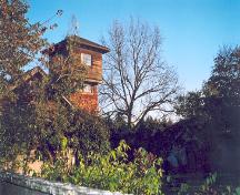 Exterior view of the Thompson Farm.; District of Saanich, 2004.