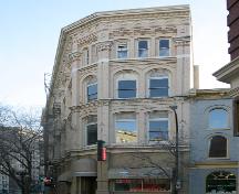 Façade nord de l'immeuble Telegram, Winnipeg, 2005; Historic Resources Branch, Manitoba Culture, Heritage and Tourism 2005