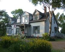 Southwest elevation, 150 Church St, Amherst, NS, 2007.; Heritage Division, NS Dept of Tourism, Culture and Heritage, 2007