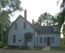West elevation, 150 Church St, Amherst, NS, 2007.; Heritage Division, NS Dept of Tourism, Culture and Heritage, 2007