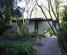 Exterior view of the Downs Residence; City of Vancouver, Julie MacDonald, 2006