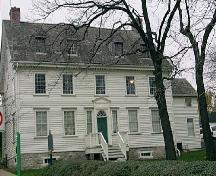 Exterior photograph of the Duff-Baby House.; City of Windsor, Nancy Morand, 2001
