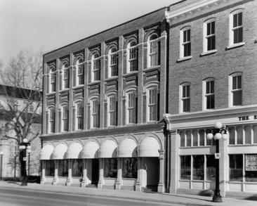 Graham-McGillivray Building, 419-421 Sussex Drive