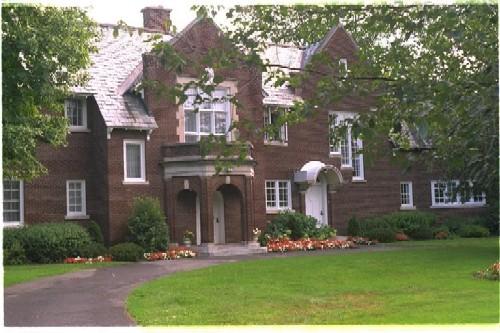 Casa Loma, 9 Crescent Road