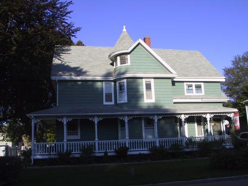 Showing east elevation