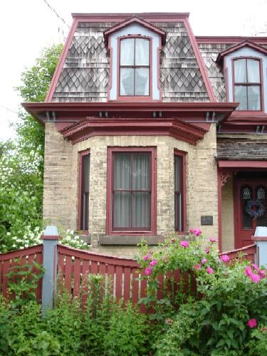Waddell House detail