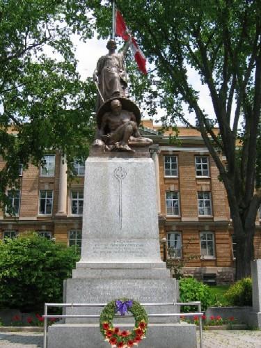 Sault Ste. Marie Cenotaph, 2005