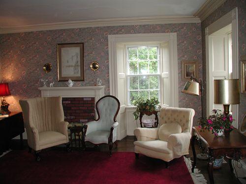 Main Parlour