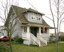 Exterior view of Robert Dougal  McKenzie House, 2004.; City of Surrey, 2004