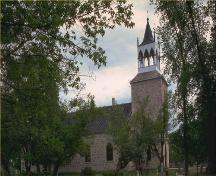 Corner view of the St. Andrew's Anglican Church, 1992.; Parks Canada Agency / Agence Parcs Canada, 1992.