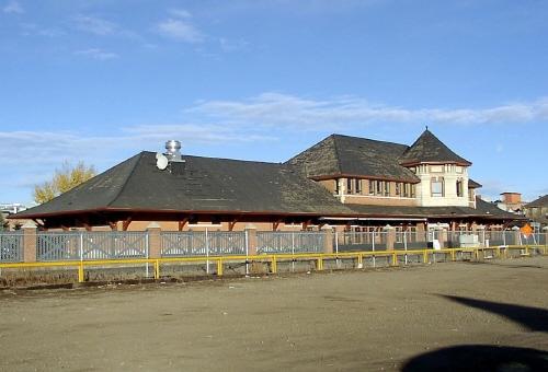 Track side elevation, looking northwest