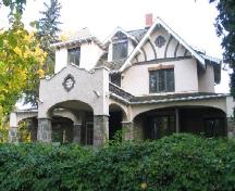 View of the front of the Sommerville/Petitt House, 2007.; City of Saskatoon, Kathlyn Szalasznyj, 2007