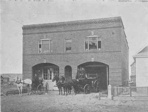 Front (west) elevation