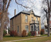 Primary elevations, from the southwest, of the Fowler House, Baldur, 2006; Historic Resouces Branch, Manitoba Culture, Heritage and Tourism, 2006