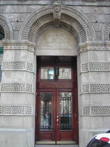 Ancien bureau de poste - L’entrée