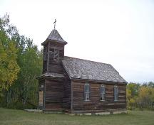 Primary elevations, from the southwest, of Sts. Peter and Paul Ukrainian United Church, Inglis area, 2006; Historic Resources Branch, Manitoba Culture, Heritage and Tourism, 2006