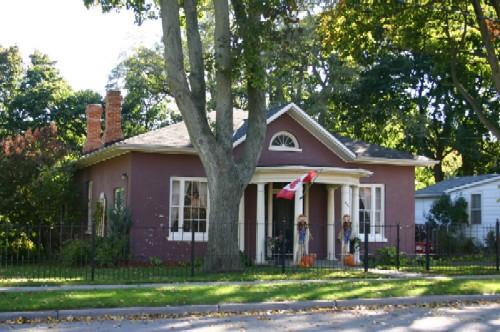 Armstrong Cottage